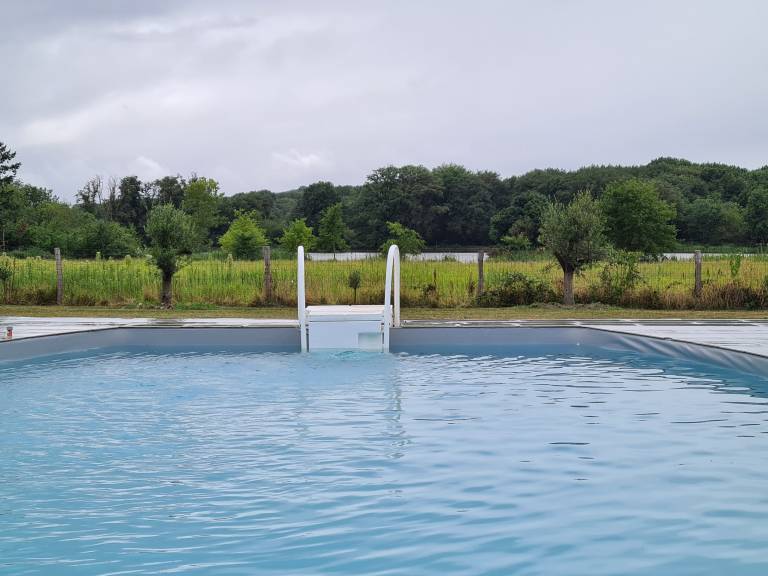 Private Estate with Pool, Pond, and Lofts in Berry — photo 5