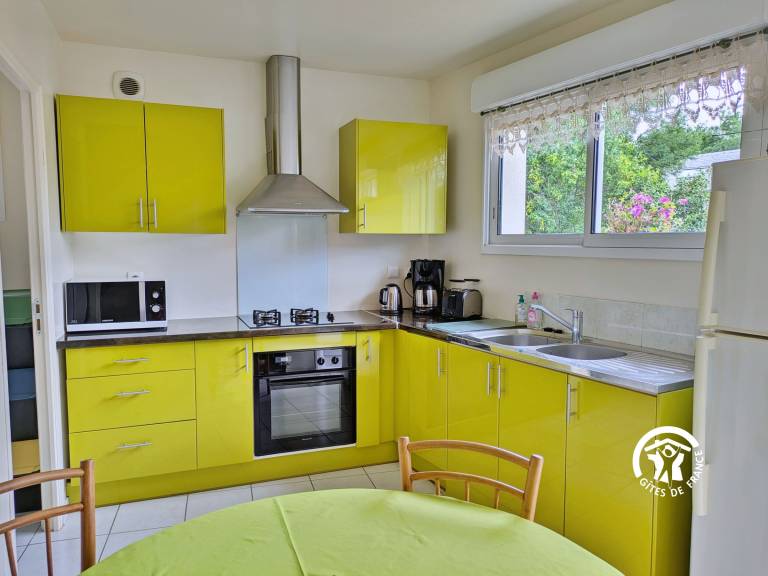 Cottage with garden & BBQ — photo 3