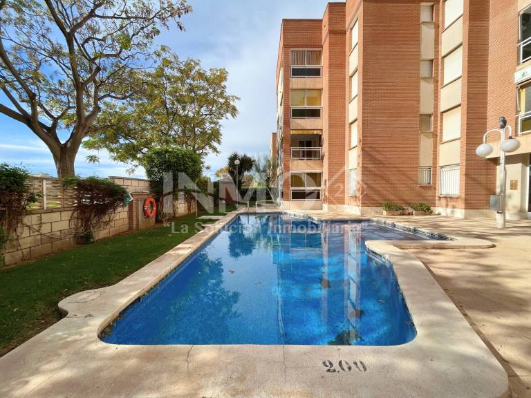 Apartment with pool & patio in Cambrils