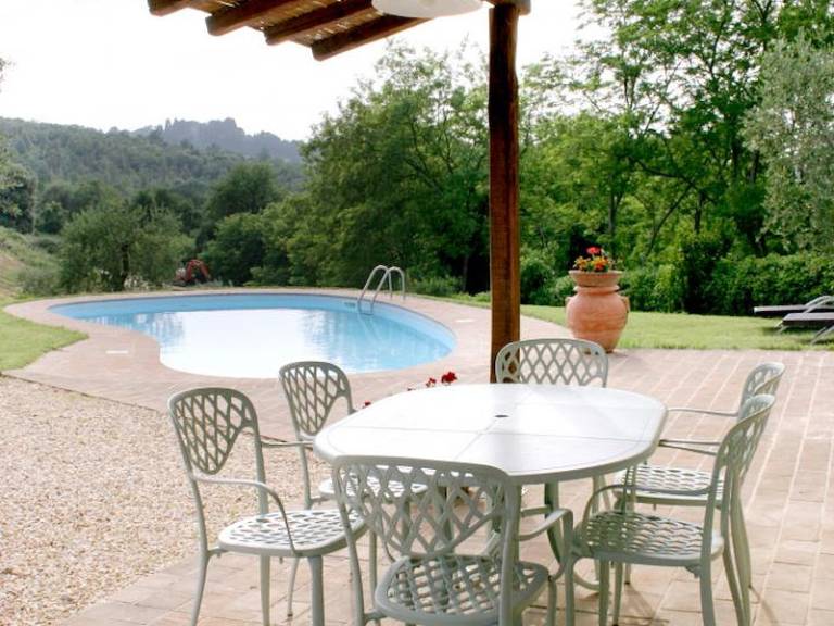 Fully equipped house with private pool, terrace & yard | Pet-friendly — photo 2