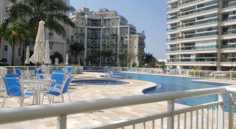 Holiday apartment with pool & hot tub — photo 2
