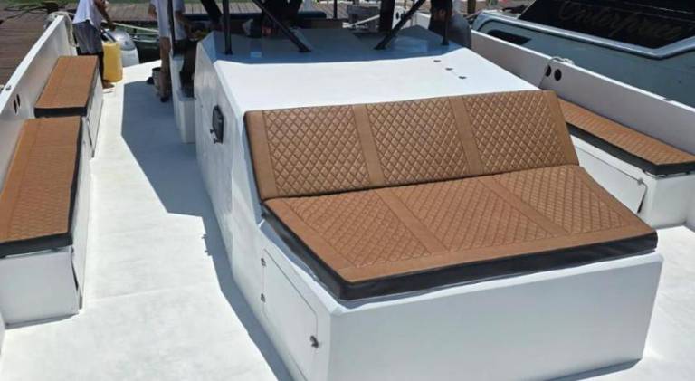 Barco privado de lujo para tu familia y amigos en Cancun-isla mujeres — photo 2