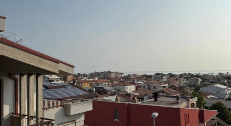 Serviced apartment with patio | Pets are welcome in Roseto degli Abruzzi