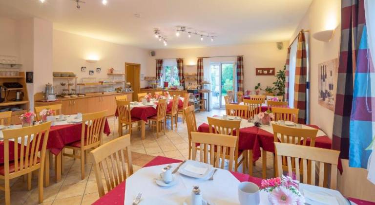 Hotel Garni Oasis Loipersdorf — photo 4