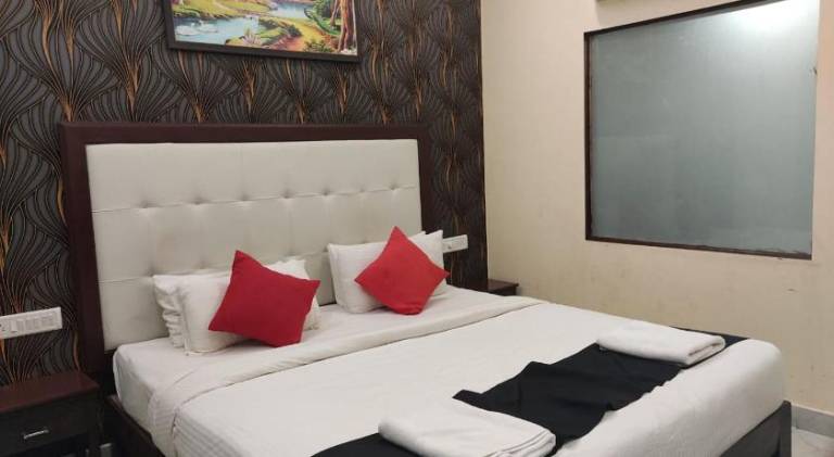 Royal Neptunian Beach Cottages Arambol Goa — photo 3