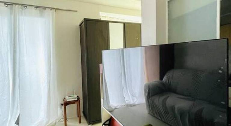 Apartment with pool — photo 2