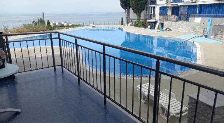 Pomorie Direkt am Pool in Pomorie