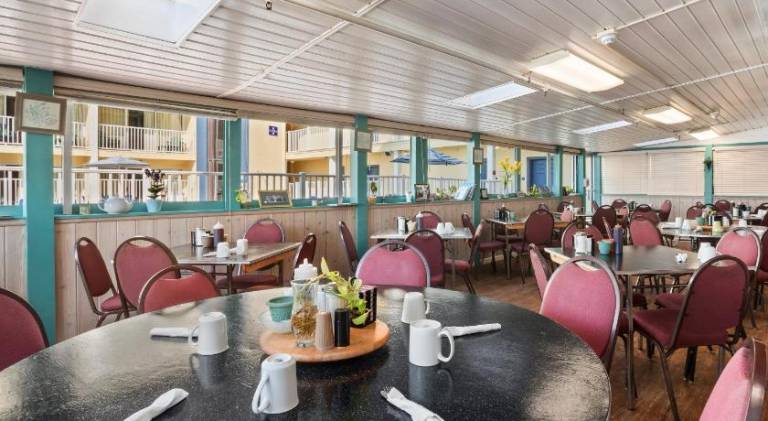 Howard Johnson by Wyndham Ocean City Oceanfront — photo 5