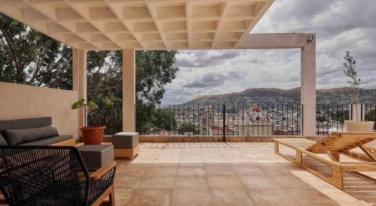 Spacious villa with pool | Pets allowed — photo 3