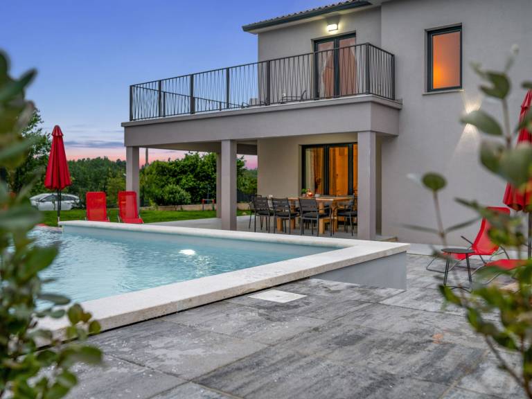 Villa Family Love mit Garten und Spielplatz