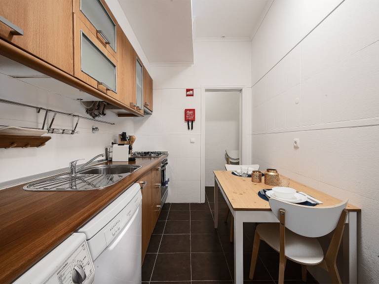 Wohnung mit Balkon — photo 5