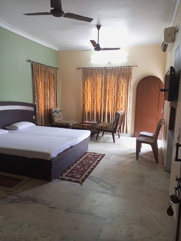 MADHUR RESIDENCY — photo 2