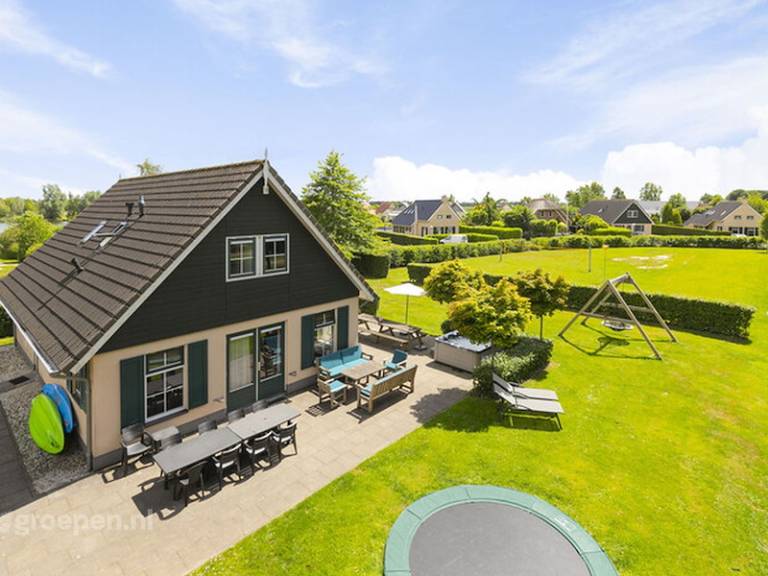 Fully equipped house with garden, patio & jacuzzi | Pets allowed — photo 2