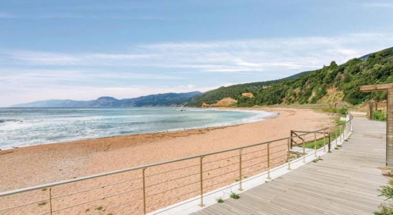 Apartment with 2 rooms for 5 persons — photo 4