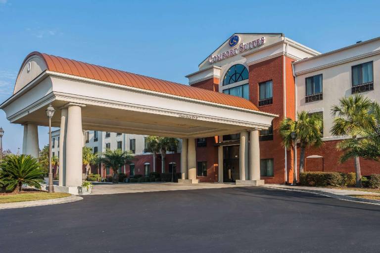 Comfort Suites Savannah North in Port Wentworth, GA