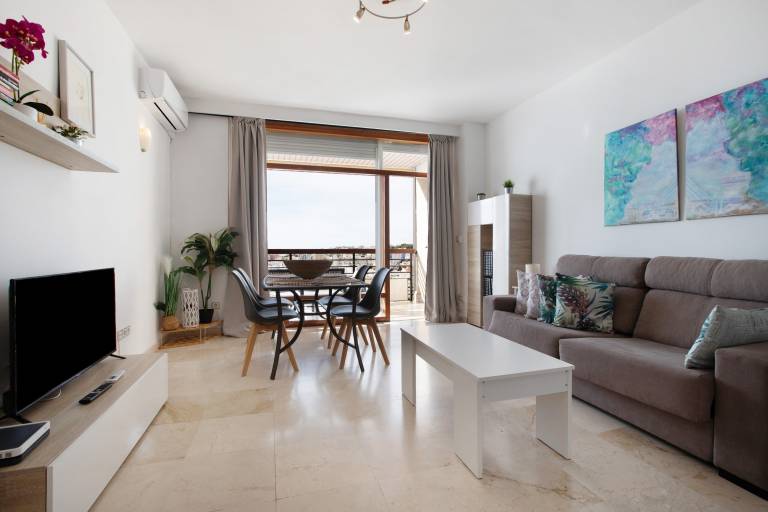 Apartment 'Primera Linea Panoramic Views' with Sea View, Wi-Fi and Air Conditioning — photo 4