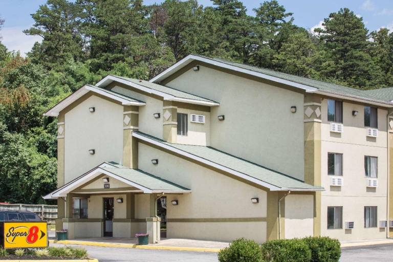 Super 8 By Wyndham Salem Va — photo 4