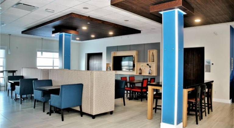 Holiday Inn Express & Suites Edmonton SW - Windermere By IHG — photo 5