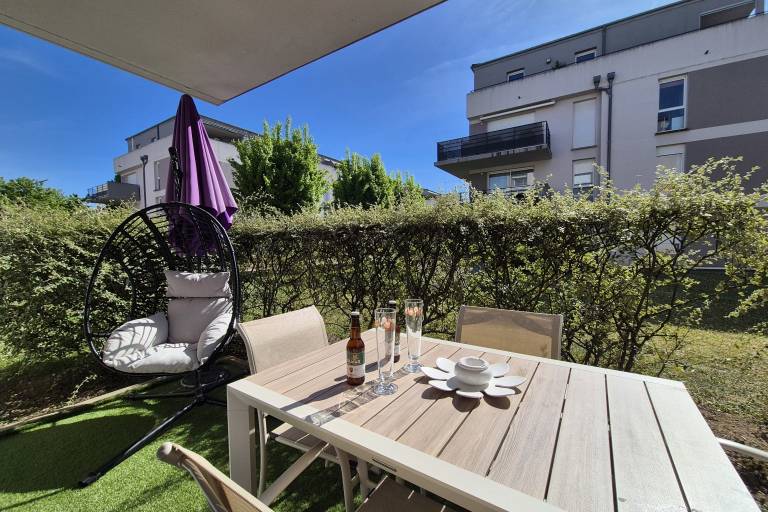Beautiful Apartment with Terrace in Colmar