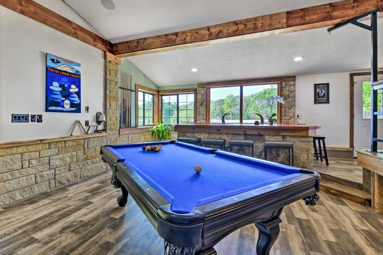 Spacious Glen Rose Home on Paluxy Riverfront — photo 3