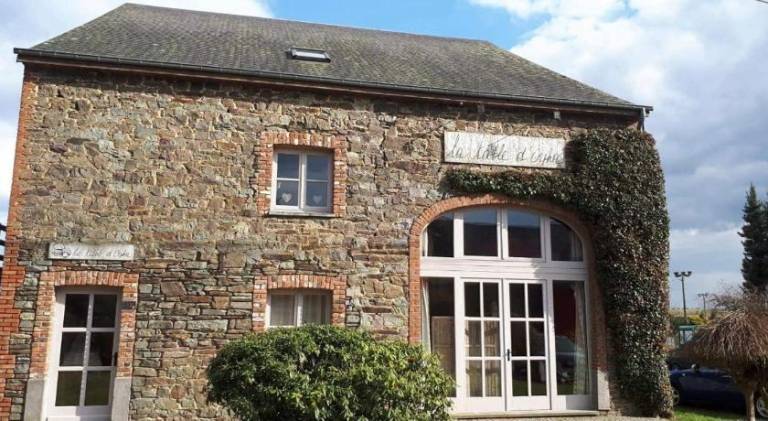 Apartment with 2 rooms for 6 persons in Namur