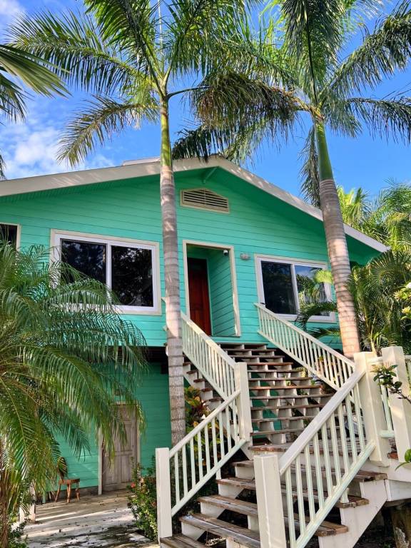 House  Utila