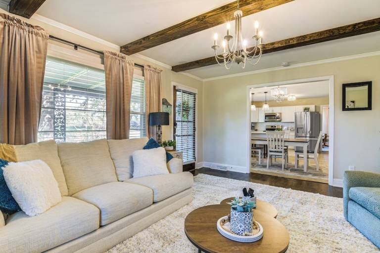 Cottage  Greenville