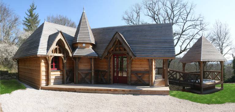 Family-friendly gite with hot tub, terrace & grill | Pool view | Pets allowed — photo 4