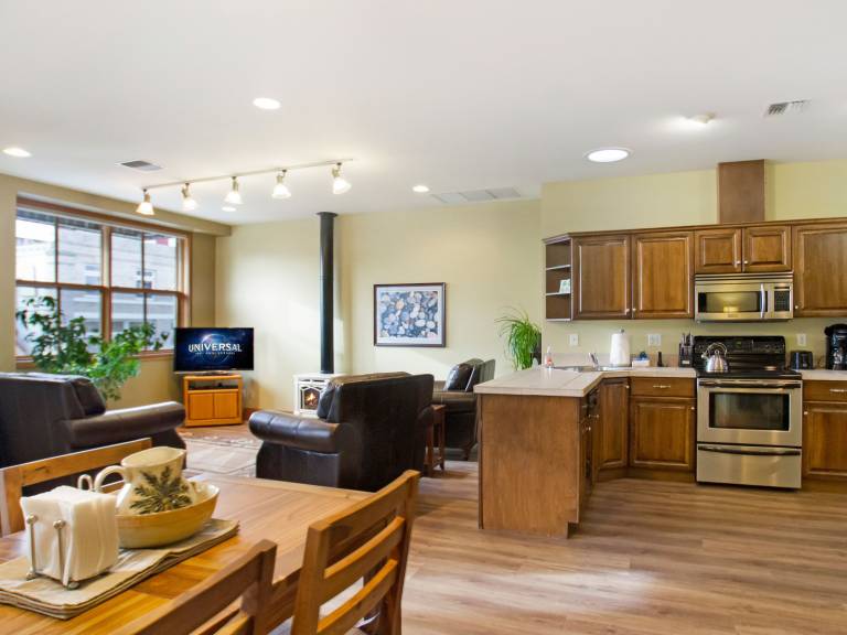 Friday Harbor, WA Vacation Rentals from 71 Hometogo