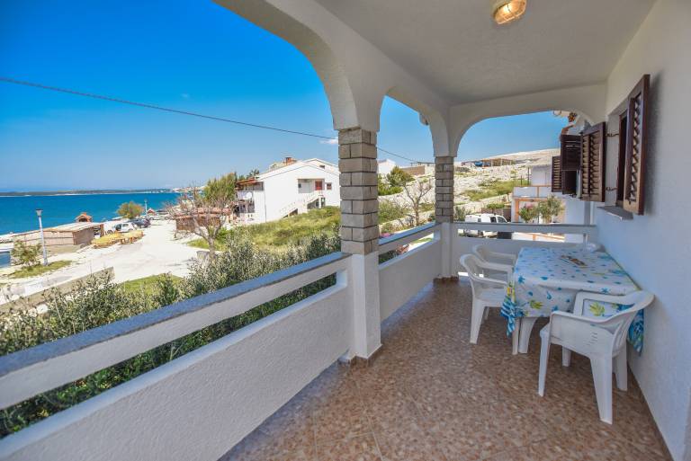Two bedroom apartment near beach Kustići, Pag (A-6353-a) in Senj