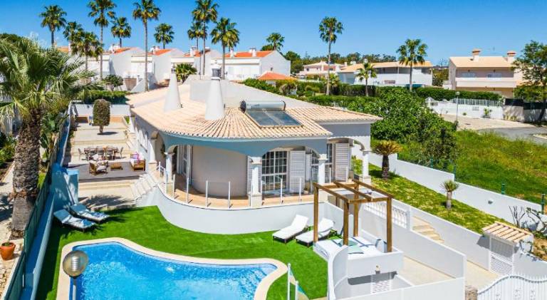 Villa with pool in Albufeira