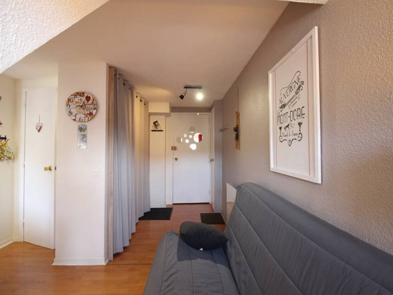 Apartment with 1 room for 4 persons — photo 2
