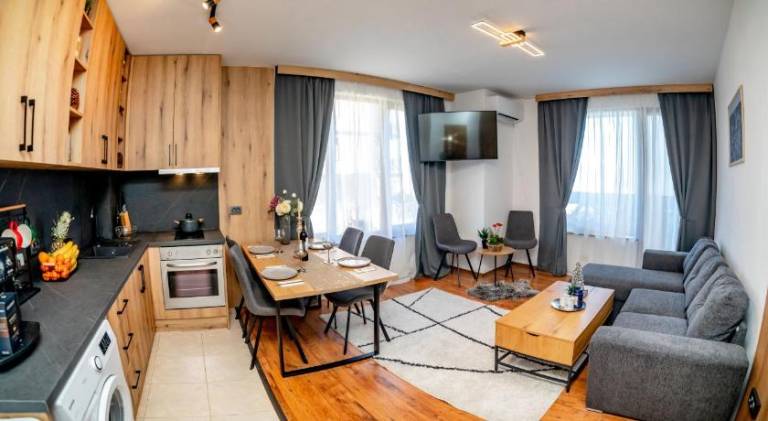 Pirin SkiLift Apartment - Cozy & Modern App in Bansko, 100 m to the Gondola in Bansko