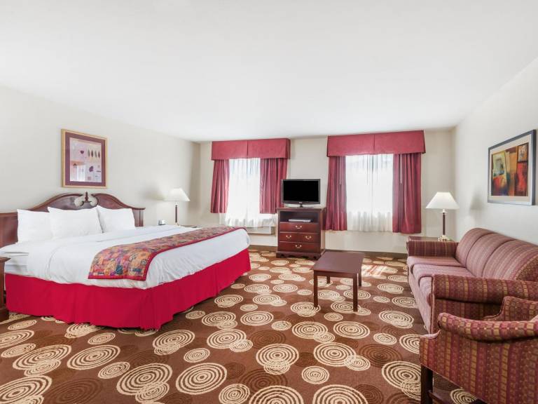 Hawthorn Extended Stay by Wyndham Seville — photo 2