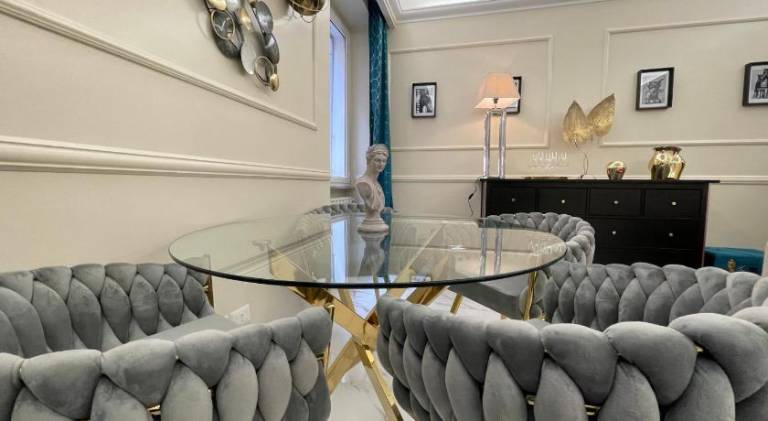 Spanish Steps Glamour & Sauna Luxury apartment in Vittoria
