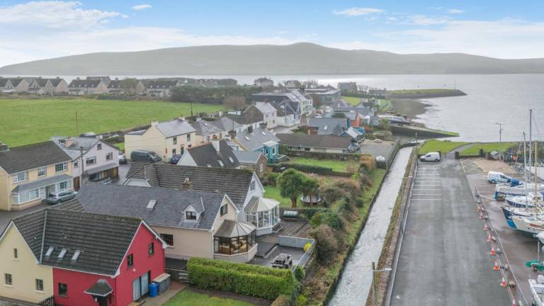 3 Bed in Dingle oc ii05995