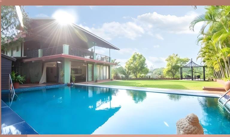 Villa with pool & yard — photo 3