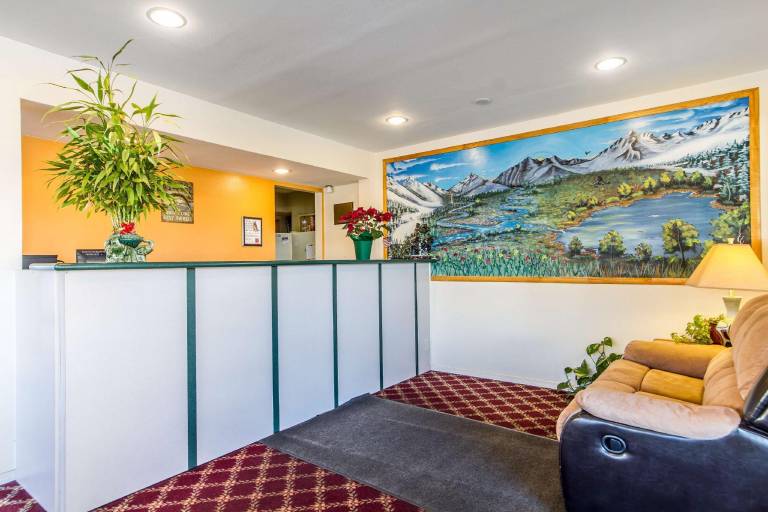 Quality Inn Bishop near Mammoth in Bishop, CA