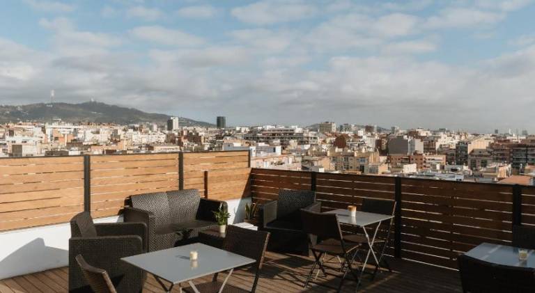 Rental apartment with terrace — photo 3