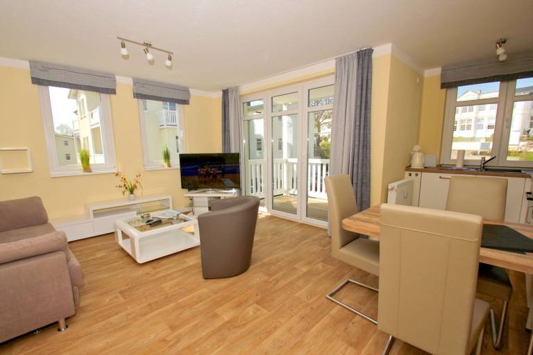 Balkon, gratis Nutzung vom AHOI Erlebnisbad und Sauna - Meeresblick FeWo 54 — photo 5