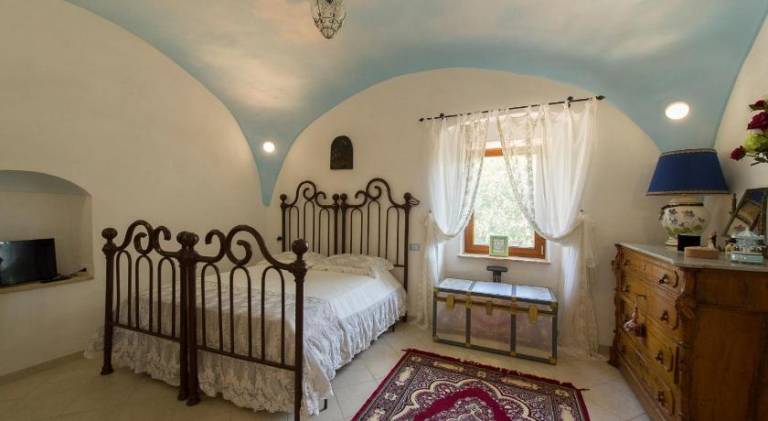 Farm with yard in Sperlonga