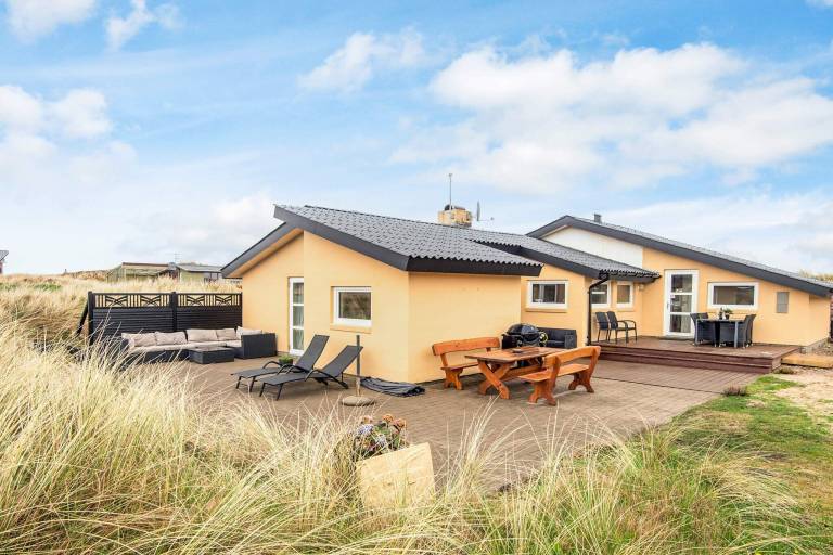 Ferienhaus mit Hund inÅrgab  f&uuml;r max. 6 Personen