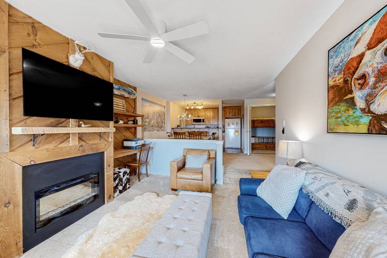 Condo  Ludlow