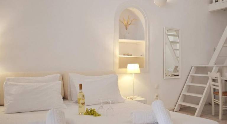 Pleasant holiday apartment | Dogs allowed in Santorini