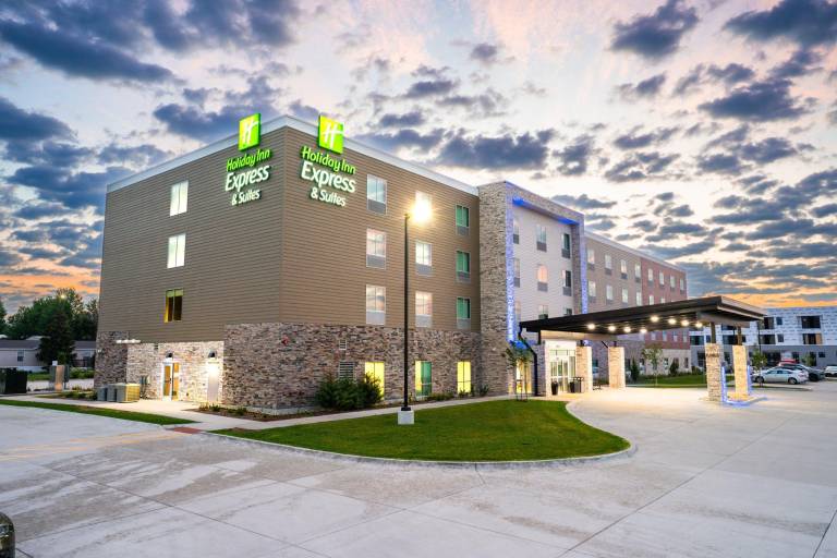 Holiday Inn Express & Suites Cedar Rapids NE - Marion by IHG — photo 3