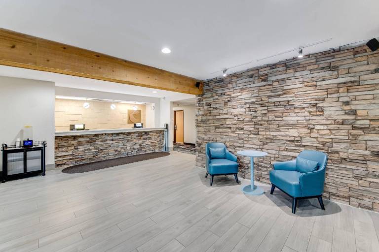 Comfort Inn & Suites Weston - Wausau — photo 4