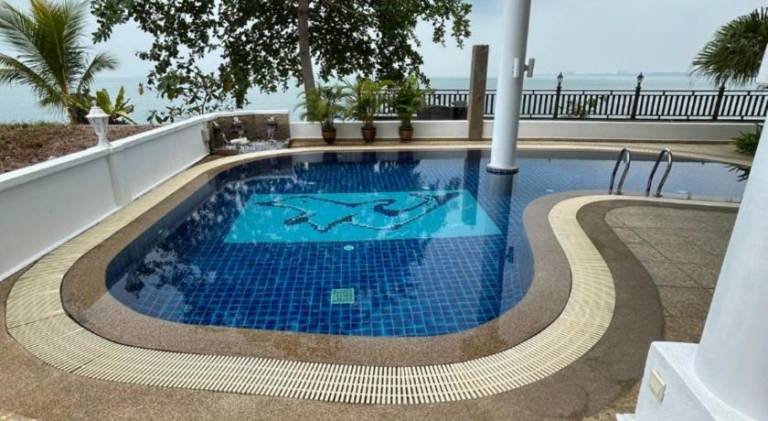 480 m² Villa