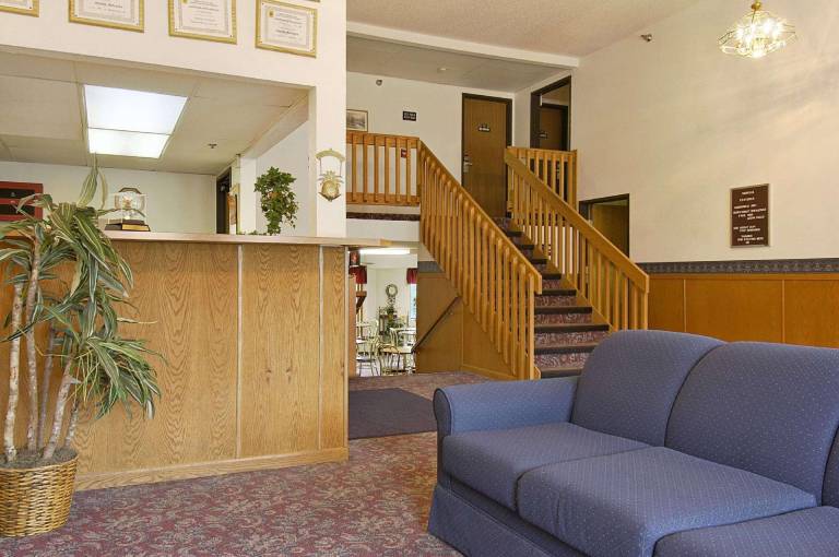 Days Inn by Wyndham Omaha NE in Omaha, NE