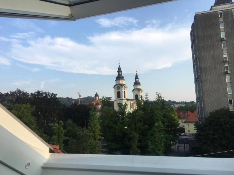 Rental apartment with garden | Near Ljubljana Castle in Ljubljana