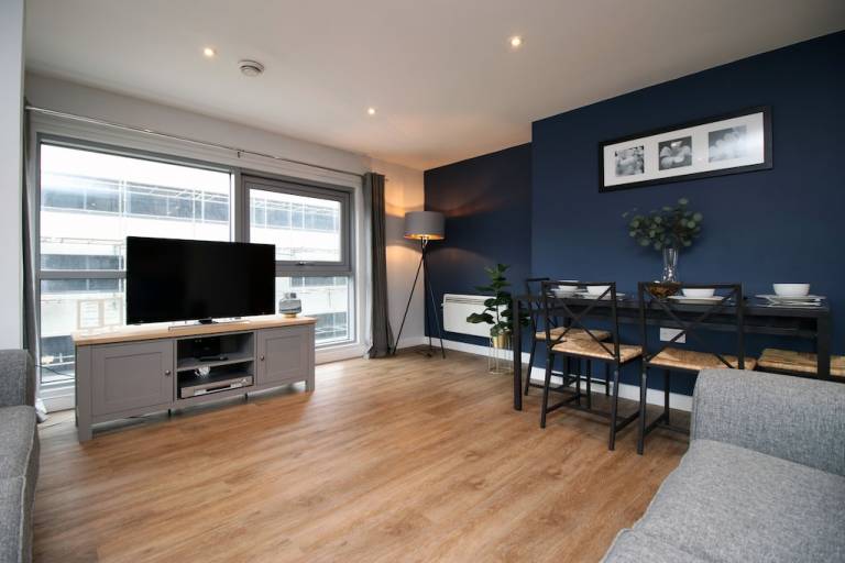 Apartment Swindon